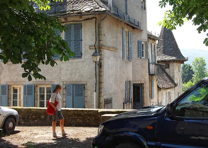 Oustal2